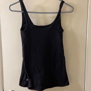 Lululemon tank!